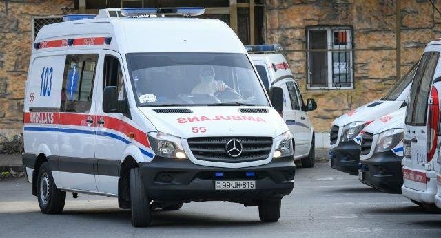 Siyəzəndə kişi iş yerində qəfil öldü