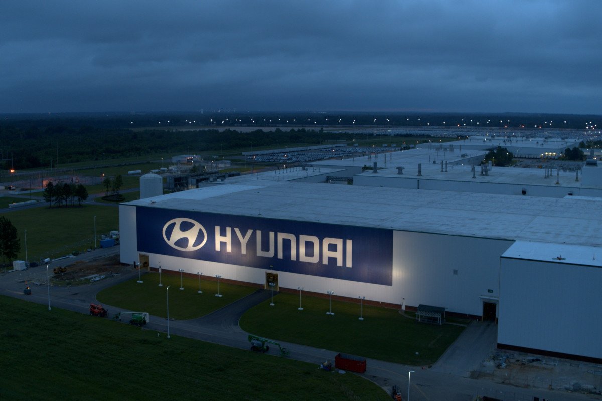 Trampın rüsumları artırmaq hədəsindən sonra Hyundai və Kia-nın səhmləri ucuzlaşıb