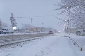 Cəlilabadda qarlı hava yol qəzalarına səbəb olub