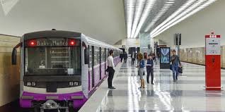 Metropoliten: Hadisə baş verən anda xətdə 30 qatar olub, 4-ü tuneldə qalıb