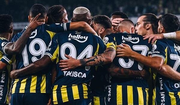 “Qalatasaray” böyük hesabla uduzdu, "Fənər"dən qələbə